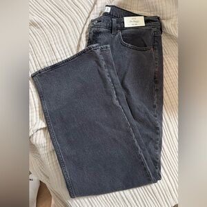 NWT Abercrombie & Fitch - Women’s “The Baggy” Charcoal Baggy Jeans size 31